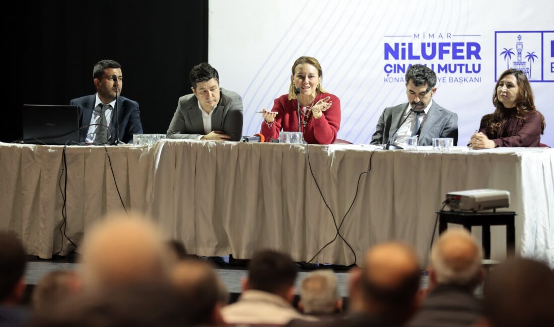 İkiçeşmelik’i ayağa kaldıracak proje: “Bu caddeyi birlikte güzelleştireceğiz” Konak Belediye Başkanı Nilüfer Çınarlı Mutlu, İkiçeşmelik’te kentin tarihi dokusu