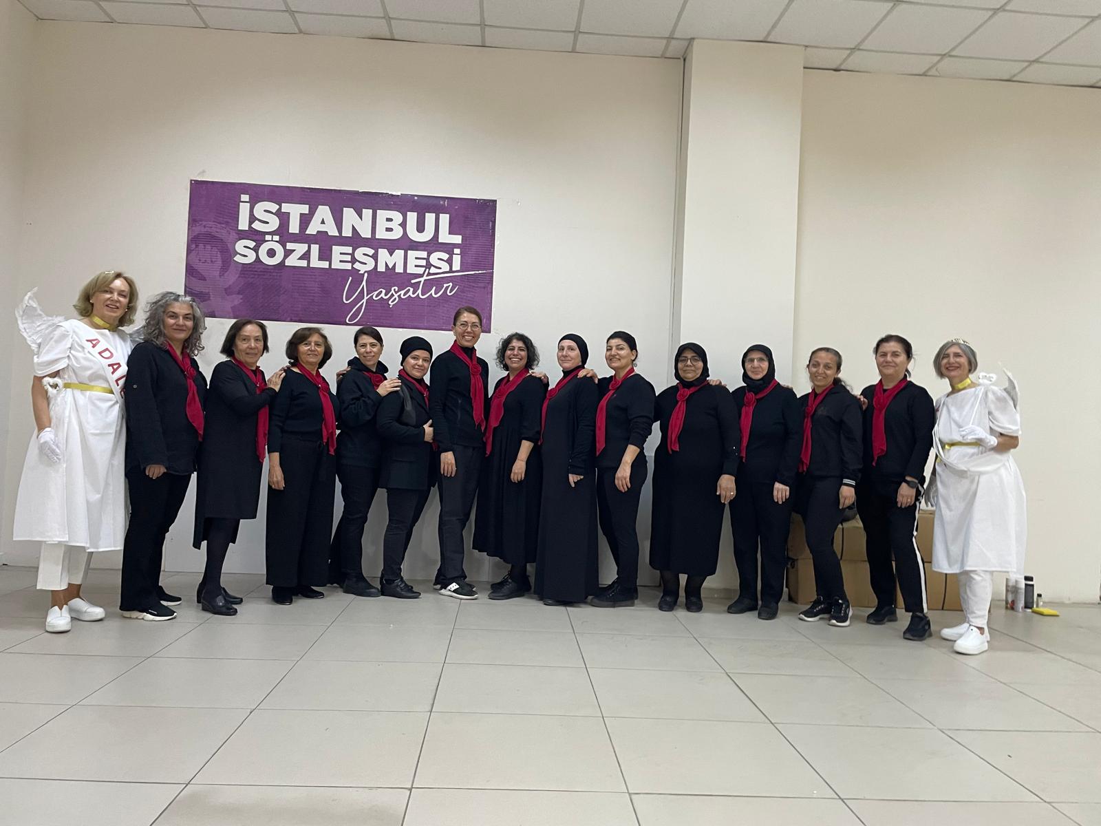 Çağdaş Yaşamı Destekleme Derneği (ÇYDD) İzmir Şubesi, 8 Mart Dünya