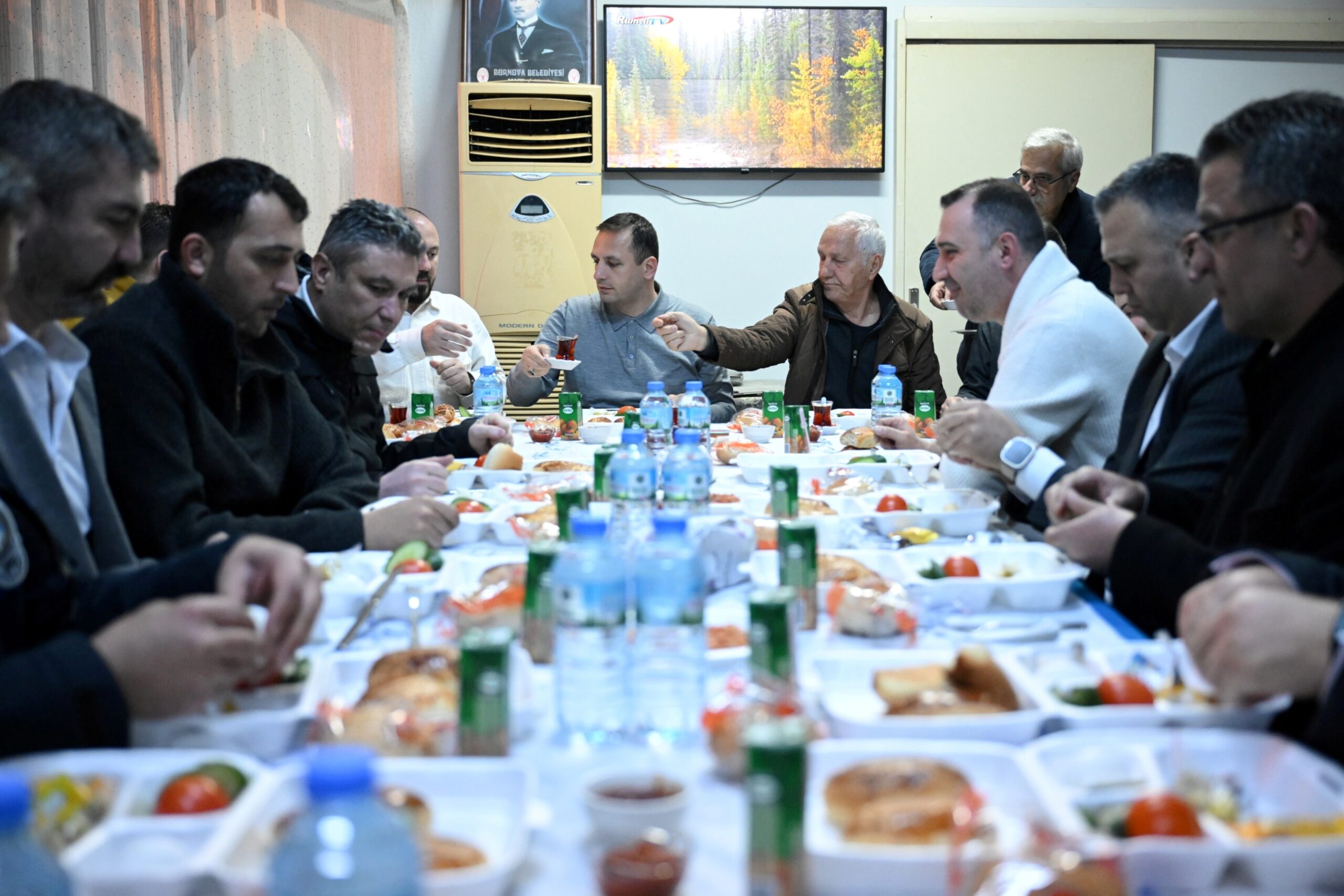 Bornova Belediye Başkanı Ömer Eşki, Bornova Belediyesinin açtığı 3 Kent