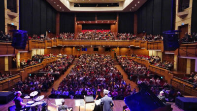 Ahmed Adnan Saygun Sanat Merkezi (AASSM), nisan ayı için dopdolu