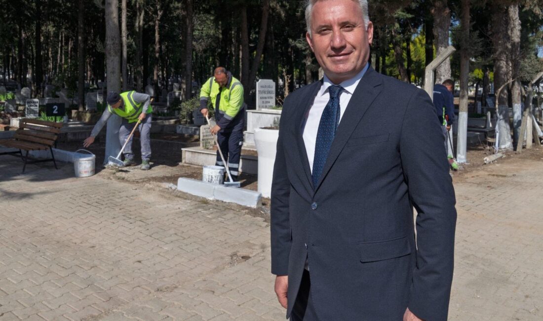 İzmir Büyükşehir Belediyesi, yaklaşan Ramazan Bayramı öncesi tüm mezarlıkların bakım,