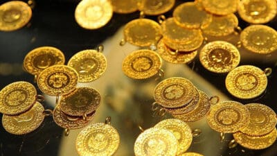 Altının gram fiyatı, haftanın ilk işlem gününe yükselişle başlayarak 3