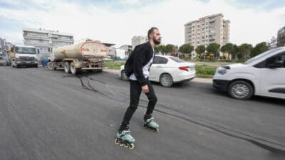 İlçede devam eden asfalt seferberliği sonrası yolların güvenliğine ve konforuna