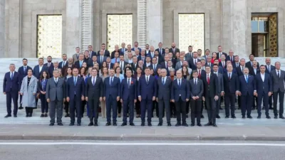 CHP İzmir İl Başkanı Şenol Aslanoğlu, İBB Başkanı Ekrem İmamoğlu'nun