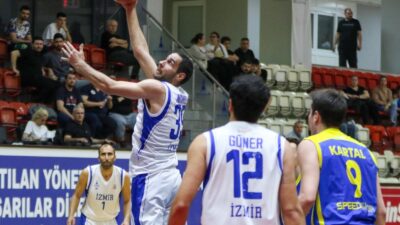 İzmir Büyükşehir Belediyesi Celal Atik Spor Salonu spor ve eğlence