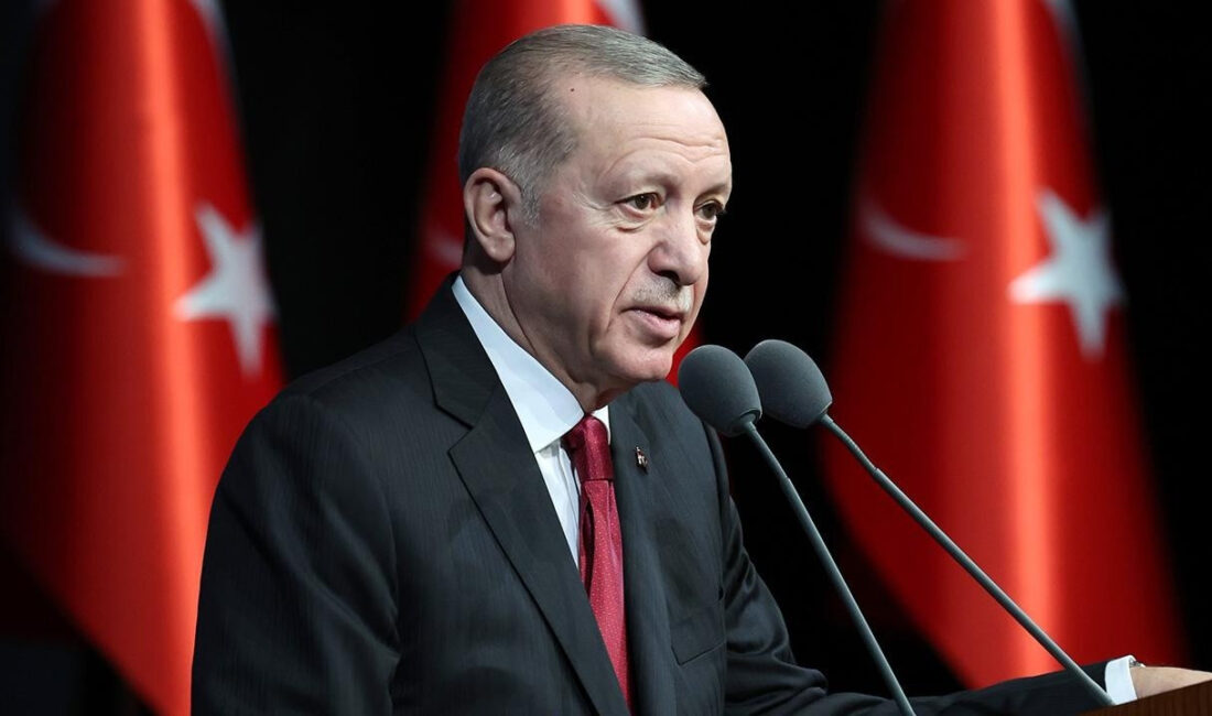 Cumhurbaşkanı Erdoğan, Ramazan Bayramı'nda kamu çalışanlarına 3 gün idari izin