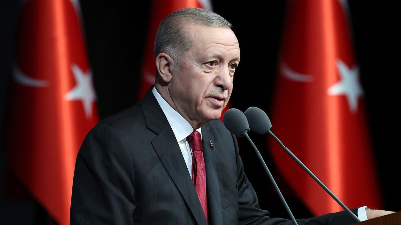 Cumhurbaşkanı Erdoğan, Ramazan Bayramı'nda kamu çalışanlarına 3 gün idari izin