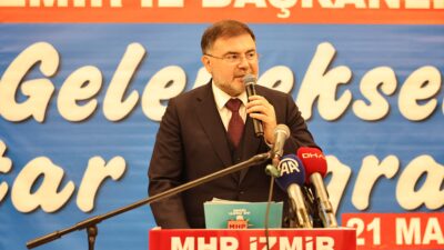 MHP İzmir İl Başkanlığı’nın düzenlediği iftar programında konuşan AK Parti