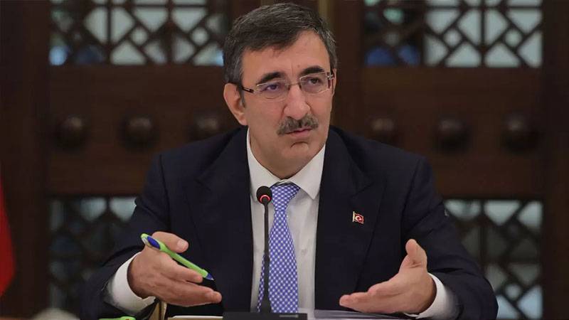 Cumhurbaşkanı Yardımcısı Cevdet Yılmaz, muhalefetin sokak eylemlerine yönelik açıklamalarda bulundu.