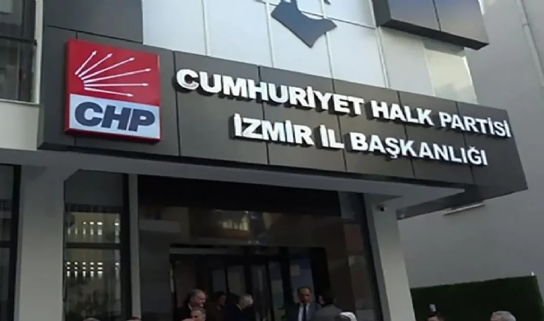 İstanbul Büyükşehir Belediye Başkanı Ekrem İmamoğlu'nun gözaltına alınması, İzmir'de büyük