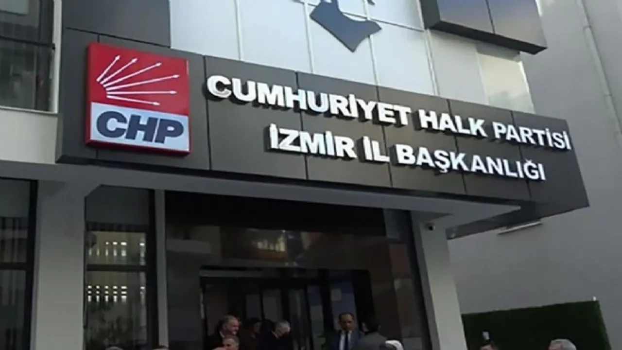 İBB Başkanı Ekrem İmamoğlu'nun gözaltında olduğu dördüncü günde CHP İzmir