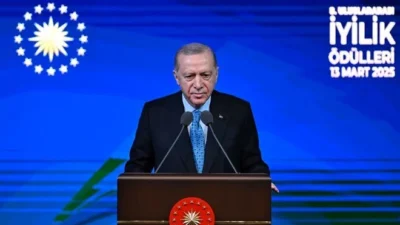 Cumhurbaşkanı Recep Tayyip Erdoğan, Beştepe'de düzenlenen 8. Uluslararası İyilik Ödülleri