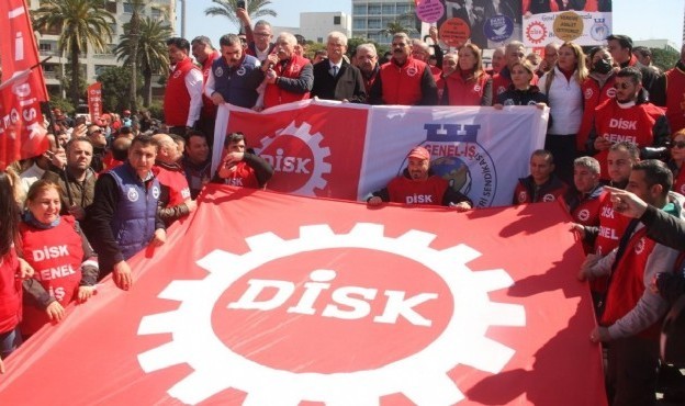İstanbul Büyükşehir Belediye Başkanı Ekrem İmamoğlu'nun tutuklanmasını protesto etmek amacıyla