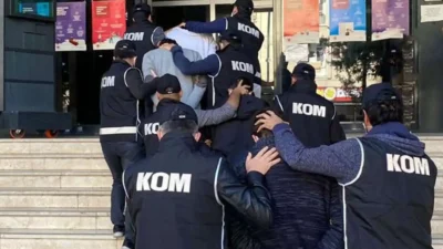 İçişleri Bakanı Ali Yerlikaya, İzmir'de tefecilere ve dolandırıcılara yönelik "Hücre-11"