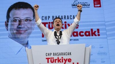 CHP Genel Başkan Yardımcıları Deniz Yücel, Murat Bakan ve Gökçe