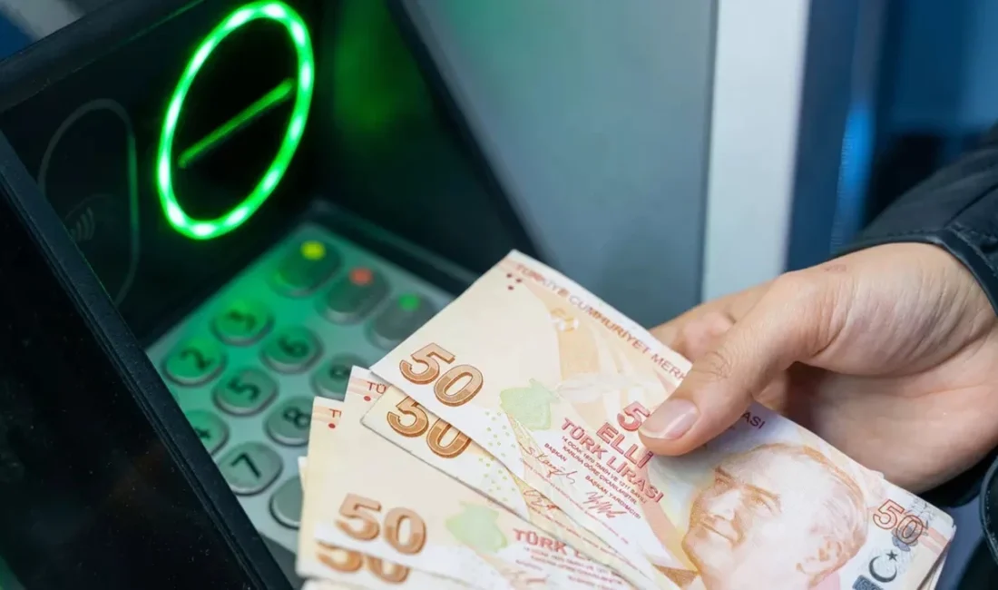 Emekli bayram ikramiyesi ödemeleri başladı. SSK, Bağ-Kur ve Emekli Sandığı