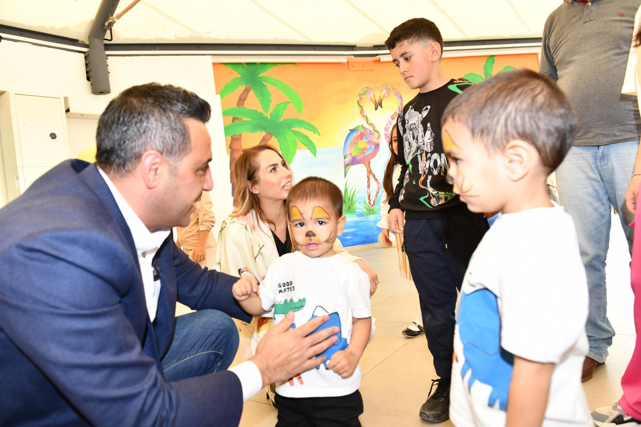 Ramazan Bayramı’nın coşkusu Çiğli’de çocukların neşesiyle taçlandı. Çiğli Belediye Başkanı