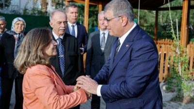 İzmir Büyükşehir Belediye Başkanı Dr. Cemil Tugay, Şehit Polis Aileleri