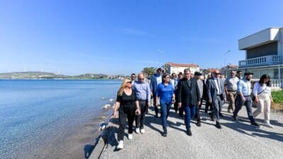İzmir Büyükşehir Belediye Başkanı Dr. Cemil Tugay, Foça Belediye Başkanı
