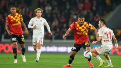 Trendyol Süper Lig'in 26. haftasında Göztepe, 2-0 öne geçtiği maçta