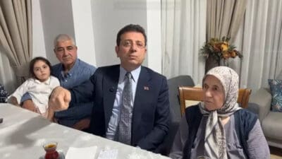 İstanbul Büyükşehir Belediye Başkanı Ekrem İmamoğlu'nun 35 yıl önce aldığı