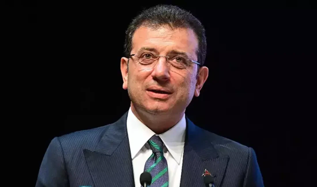 İstanbul Büyükşehir Belediye Başkanı Ekrem İmamoğlu, yolsuzluk soruşturması kapsamında tutuklanırken,