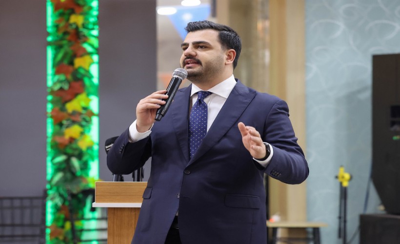 Saraçhane Parkı’ndan Ekrem İmamoğlu için toplanmış kalabalığa seslenen CHP Genel