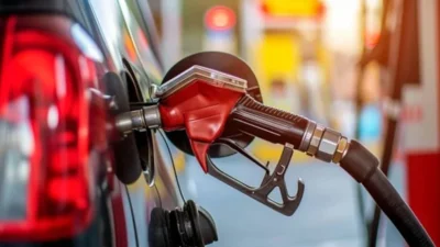 Benzin fiyatlarında 4 Mart Salı gününden itibaren geçerli olmak üzere