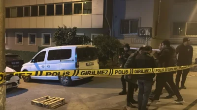 Şişli Esentepe’de bulunan Irak Konsolosluğu'na motosikletle gelen 2 kişi tarafından