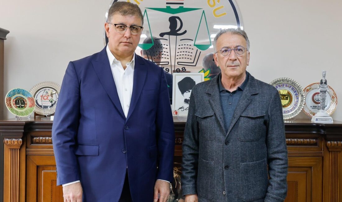 İzmir Büyükşehir Belediye Başkanı Dr. Cemil Tugay, İstanbul Barosu yönetiminin