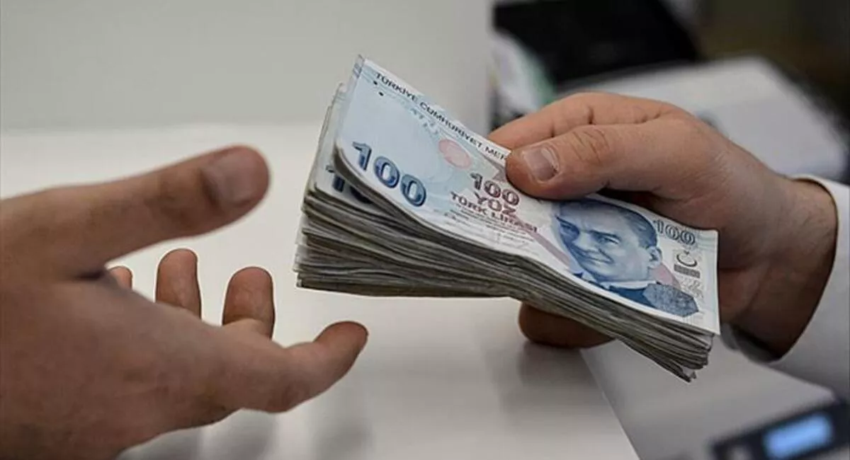 Merkez Bankası’nın faiz indirim kararları peş peşe gelirken vatandaşların ve