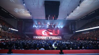 CHP'nin 6 Nisan'da gerçekleştirilecek olağanüstü kurultayına izleyiciler alınmayacak. Parti yönetimi,
