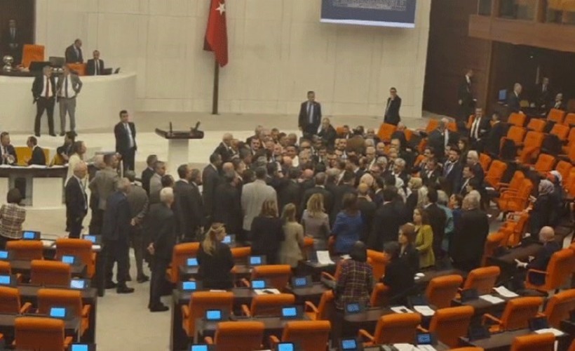 TBMM'de İBB Başkanı Ekrem İmamoğlu ve diğer belediye başkanlarının gözaltına