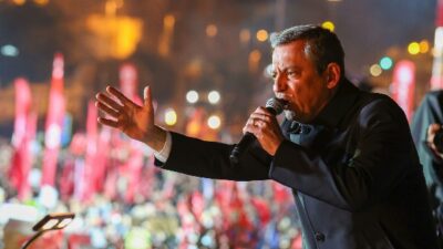 CHP Genel Başkanı Özgür Özel, Maltepe'de düzenlenen "Cumhurbaşkanı Adayımız Ekrem