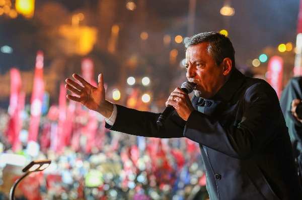 CHP Genel Başkanı Özgür Özel, Maltepe'de düzenlenen "Cumhurbaşkanı Adayımız Ekrem