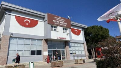 İzmir'in sahil ilçelerinden Seferihisar'da son zamalarda turizmin şekli değişti. Deniz,
