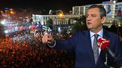 CHP Genel Başkanı Özgür Özel, Saraçhane'de basın açıklaması düzenledi. Pazartesi