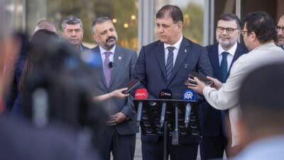 İzmir Büyükşehir Belediye Başkanı Cemil Tugay, katıldığı televizyon programında AK