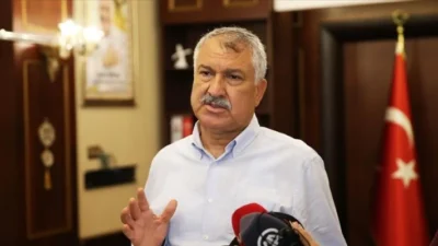 Ekrem İmamoğlu'nun yolsuzluk soruşturması kapsamında tutuklanmasının ardından, Adana Büyükşehir Belediye