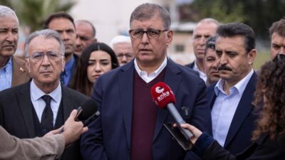 İzmir Büyükşehir Belediye Başkanı Dr. Cemil Tugay, tüm CHP’li ilçe