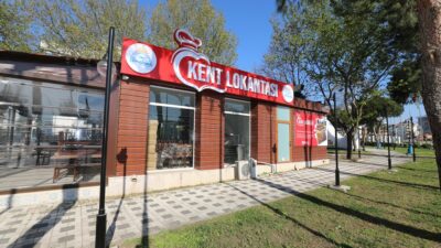 Menderes Belediyesi’nin yeni hizmeti Kent Lokantası kapılarını açıyor.