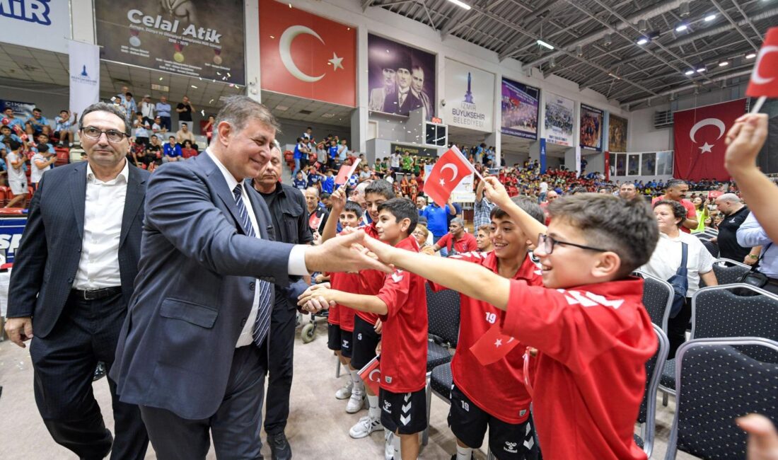 İzmir sporunun lokomotifi İzmir Büyükşehir Belediyesi Spor Kulübü nisan ayında