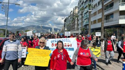 İzmir Büyükşehir Belediyesi’nin desteğiyle Otizm Farkındalık Haftası kapsamında İzmir Otizm