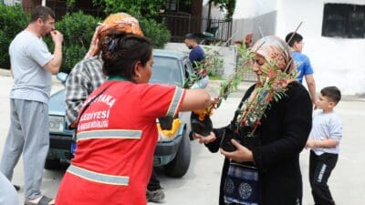 Karşıyaka Belediyesi, geçen yaz meydana gelen tarihi yangın felaketinden etkilenen