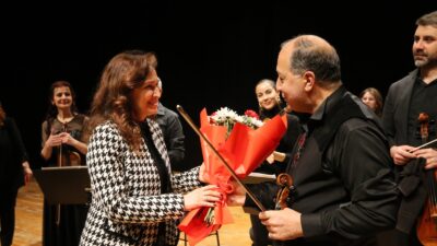 KODA ‘Dört Mevsim’ ile sanatseverleri büyüledi



Karşıyaka Oda Orkestrası (KODA), Hikmet