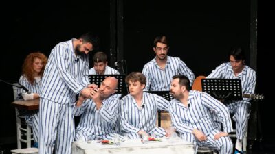 “Oyun Değişim Programı” kapsamında Bursa Şehir Tiyatrosu’nun “Süleyman ve Öbürsüler”