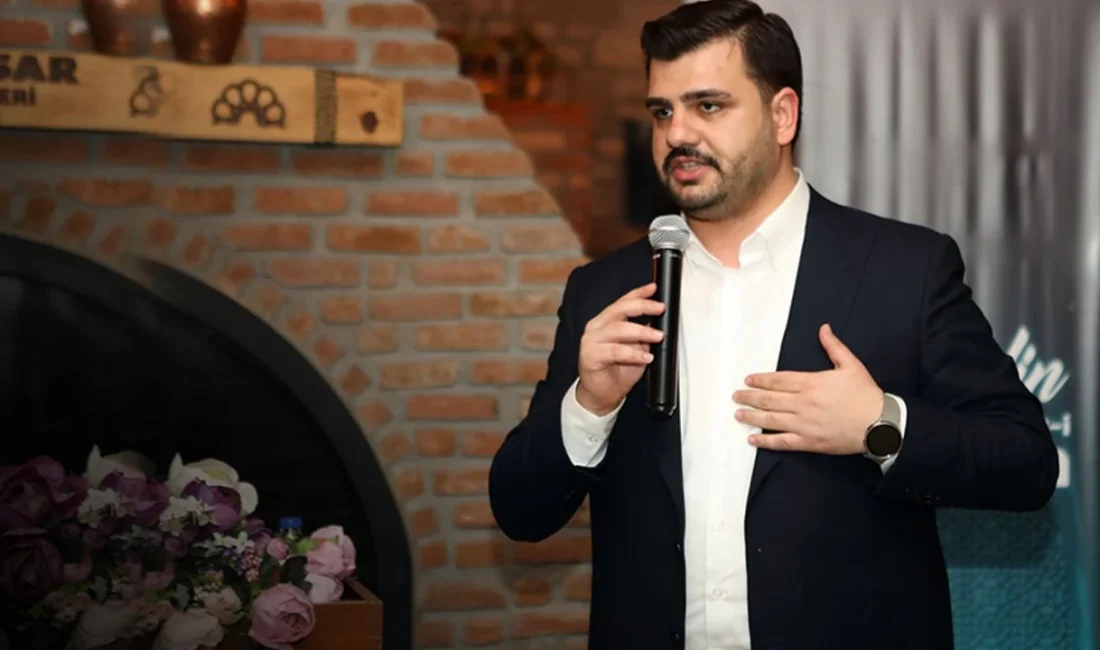 AK Parti Genel Sekreteri ve İzmir Milletvekili Eyyüp Kadir İnan,