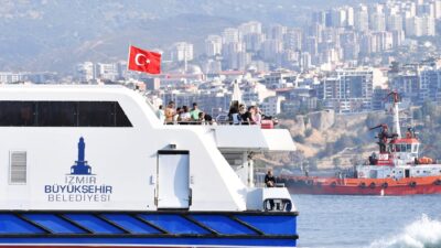 İzmir'de toplu ulaşım 23 Nisan Ulusal Egemenlik ve Çocuk Bayramı'nda