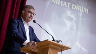 İzmir Büyükşehir Belediye Başkanı Dr. Cemil Tugay, Foça’nın eski belediye