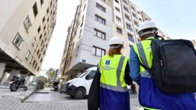 İzmir Büyükşehir Belediyesi’nin Bayraklı ve Bornova’da tamamladığı yapı envanter çalışmalarının